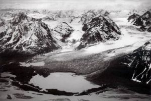 glacier 1937_385x298